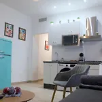 Carol Διαμέρισμα *